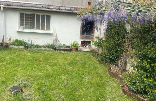 L'Hay-les-Roses House | Maison à Louer. 3 Chambres, Jardin, Barbecue 5mn des Ligne 14 et 7 d Métro