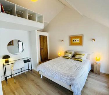 Petit-Fort-Philippe House | Maison à Petit Fort Philippe .1mn de la plage