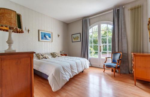 Brizay House | Maison 15 p avec piscine sud Touraine