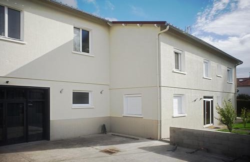 Romagnat House | Maison 15 personnes périphérie de Clermont-Ferrand