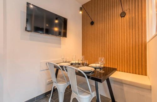 La Madeleine House | Maison 2 chambres proche du tram, parking gratuit