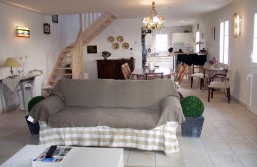Sauzon House | Maison 3* à 400m de la mer, grand jardin, proche centre Sauzon, tout équipée, calme garanti - FR-1-418-36