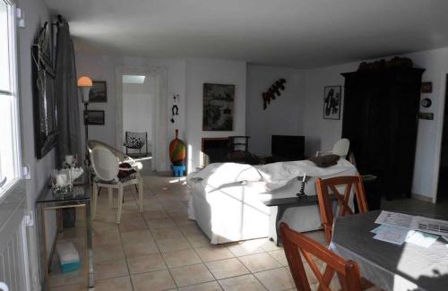 Sauzon House | Maison 3* à 400m de la mer, grand jardin, proche centre Sauzon, tout équipée, calme garanti - FR-1-418-36
