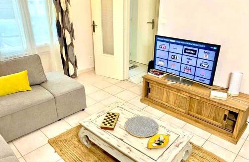 Funay - Bruyeres Apartment | Maison 3 ch. Garage, jardin, 10 min circuit