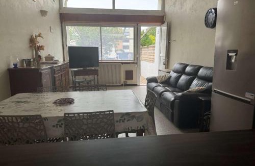 Port-la-Nouvelle House | Maison 3 pièces, mezzanine, 6 couchages, terrasse, clim, à 80m de la plage - Port-la-Nouvelle - FR-1-229C-88
