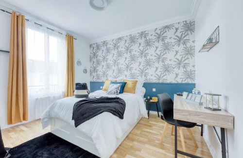 La Courneuve House | Maison 4 chambres - 12 personnes - Parking Privé - Metro 7 - Rer B -