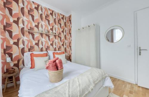 La Courneuve House | Maison 4 chambres - 12 personnes - Parking Privé - Metro 7 - Rer B -