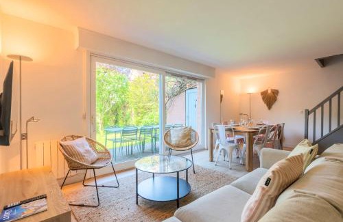 Wasquehal House | Maison 4 chambres avec jardin & garage proche tram