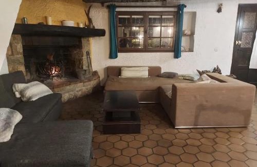 Greolieres House | Maison accueillante à Gréolières avec cheminée