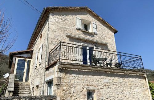 Saint-Gery House | Maison accueillante à Saint-Géry avec piscine partagée