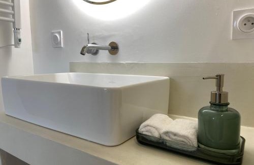 Salazac Bed & Breakfast | Maison aeterna