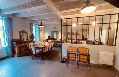 Aubusson House | Maison Albuconis, 3 chambres 150m2 avec piscine en centre ville