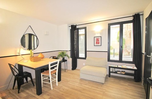 Aix-en-Provence Historic Centre Apartment | Maison Alfred - Arpille