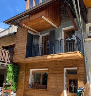 Le Bourg-d'Oisans House | Maison ambiance chalet
