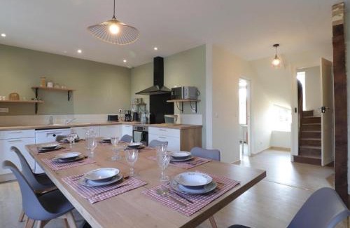Le Mele-sur-Sarthe House | Maison ancienne tout confort pour 8 pers., proche loisirs - FR-1-497-252