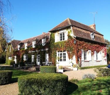 Montcresson Bed & Breakfast | Maison Angulus Ridet