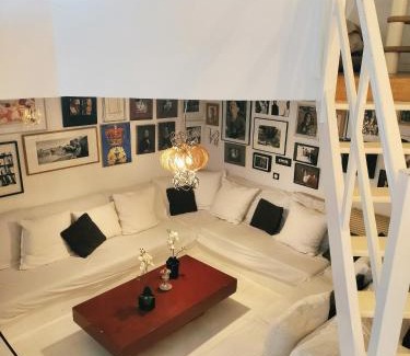 Epinettes Apartment | Maison Antoinette Paris - Maison Nomade Chic