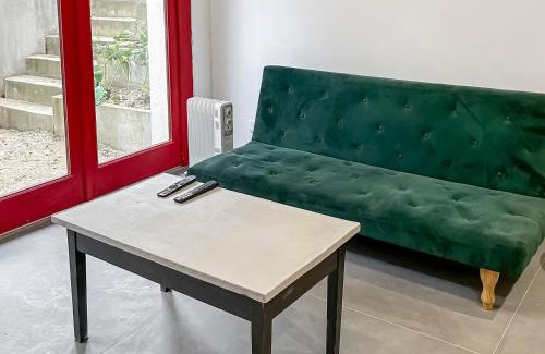 Bois-Colombes House | Maison Atypique accès direct Paris, Cuisine design