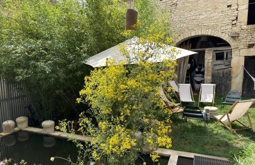 Annay-sur-Serein House | Maison au bord de l’eau