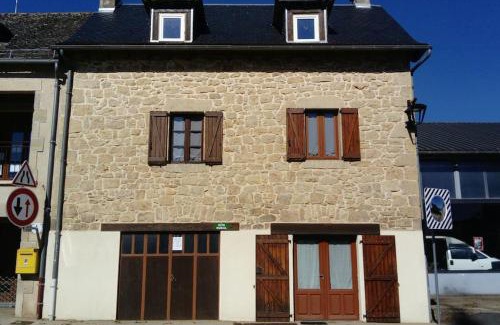 Goutrens House | Maison au cœur d'un petit village
