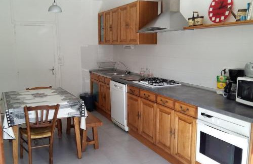 Goutrens House | Maison au cœur d'un petit village
