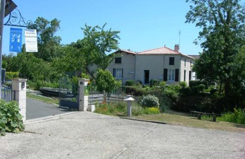 Damvix House | Maison au cœur du Marais Poitevin avec barques, canoës, pédalo et vélos включены - FR-1-426-147