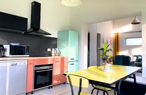 Jullouville House | Maison au calme à 2,4km de la mer, kids friendly