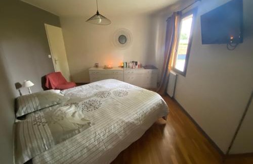 Saint-Aubin-de-Medoc Villa | Maison au calme au bord des bois