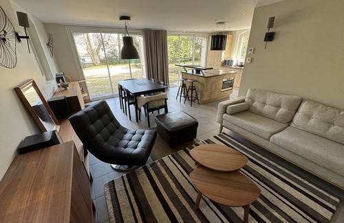 Voiron House | Maison au Calme Dans un Parc Privé Avec Tennis