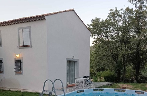 Meounes-les-Montrieux House | Maison au Calme à la Campagne