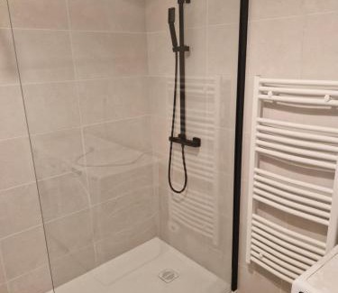 Saint-Jean-Pied-de-Port Apartment | Maison au coeur de la rue pietonne