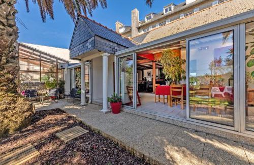 Brignogan-Plage House | Maison Aubépines -Jolie maison avec piscine privée
