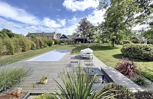 Etables-sur-Mer House | Maison Avec Piscine Chauffée à 5 Mins à Pied de la Plage