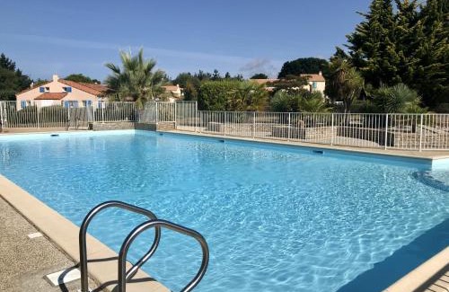 Saint-Michel-Chef-Chef House | Maison avec piscine à 200m de la plage