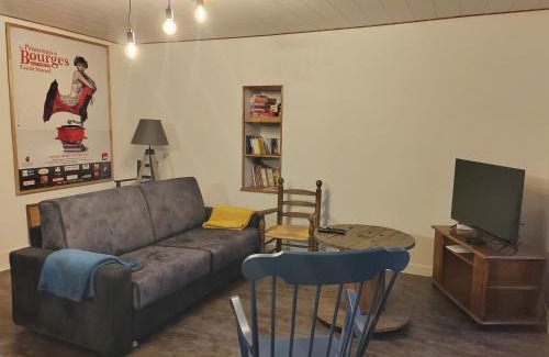 Villabon House | Maison avec jardin clos à Villabon - FR-1-586-55