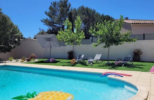 Poulx House | Maison Avec Piscine, à 10 Minutes de Nîmes