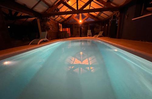 Vire House | Maison avec piscine et sauna à Vire