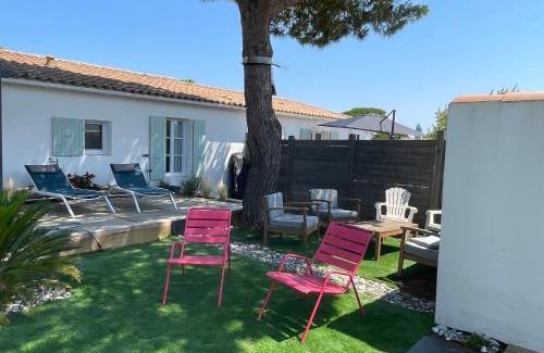 Le Bois-Plage-en-Re House | Maison avec spa idéalement placée au bois plage