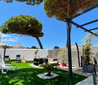 Le Bois-Plage-en-Re House | Maison avec spa idéalement placée au bois plage