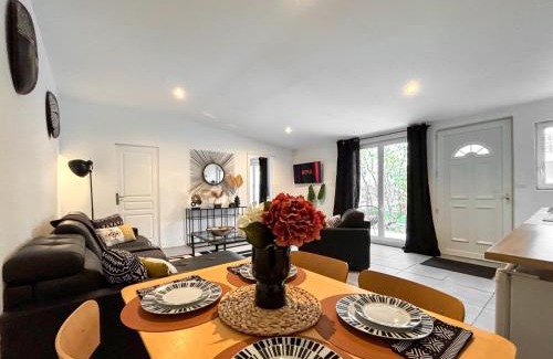Gagny Villa | Maison avec Terrasse proche Gare pour Paris et Disneyland - 6 personnes