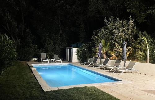 Saint-Cezaire-sur-Siagne House | Maison avec vue panoramique et piscine