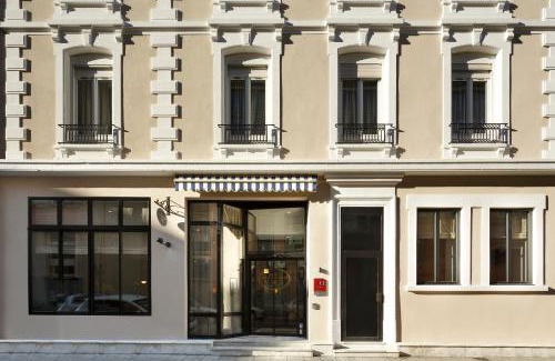 Quartier Chorier-Berriat Hotel | Maison Barbillon Grenoble - Centre Gare