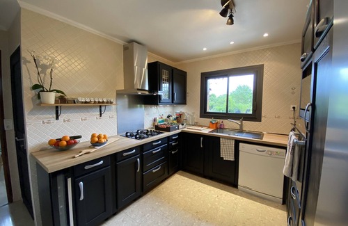 Argenteuil House | Maison Bezons : Confort et Jardin