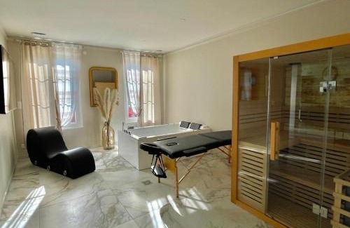 Chalons-en-Champagne House | Maison Bien-être Balnéo et Sauna Cosy et Chaleureux
