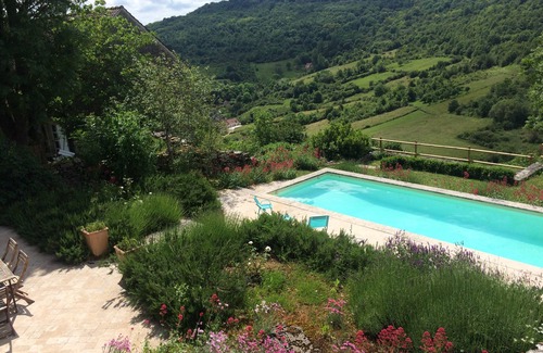 Saint-Romain House | Maison Bourgogne, près Meursault, Charming home with swimming-pool, Burgundy