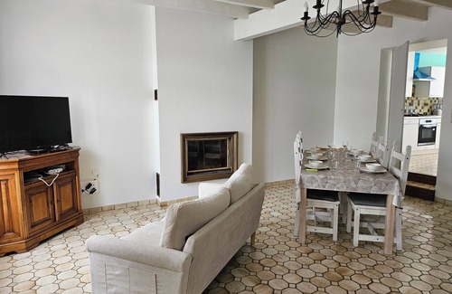 Le Guerno House | Maison" Breizh Anjou'é ", Family home in a village full of character.
