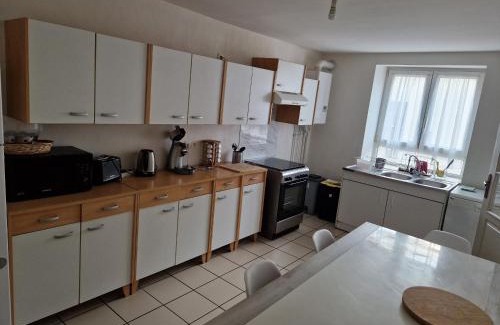 Luneville House | Maison calme avec 3 chambres, proche centre-ville Lunéville & gare, accès facile à Nancy - FR-1-584-106