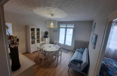 Montlouis-sur-Loire House | Maison calme entre Loire et Châteaux.