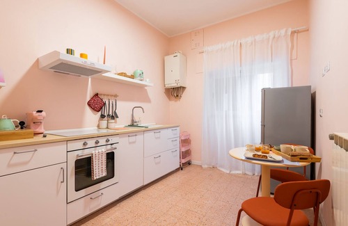 Nettuno Apartment | Maison Camilla Near Train Station