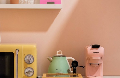 Nettuno Apartment | Maison Camilla Near Train Station